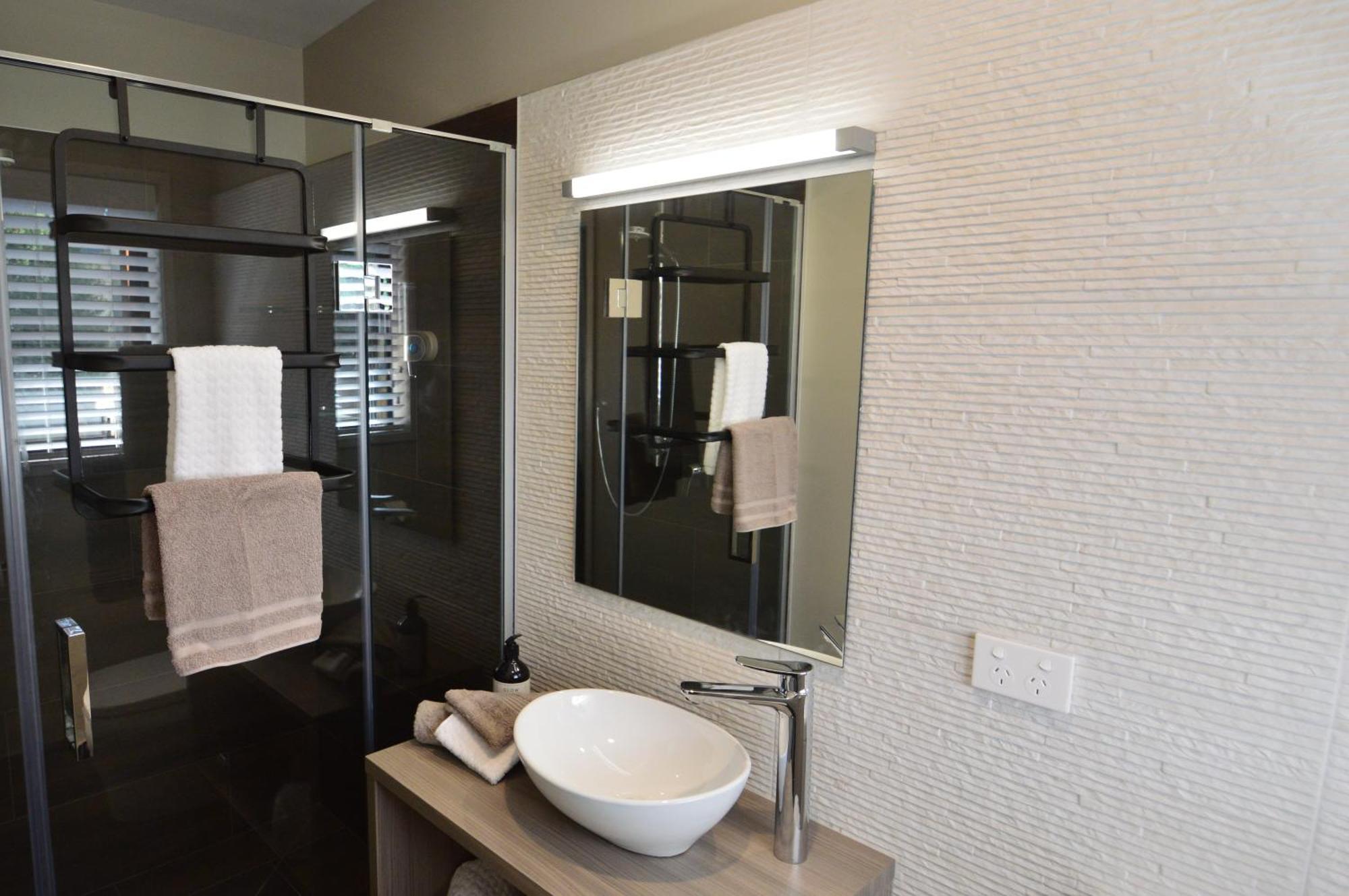 Beachbox Boutique Accommodation คูเปอร์สบีช ภายนอก รูปภาพ